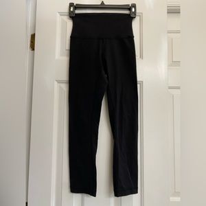 Lululemon cropped black leggings Sz 2
